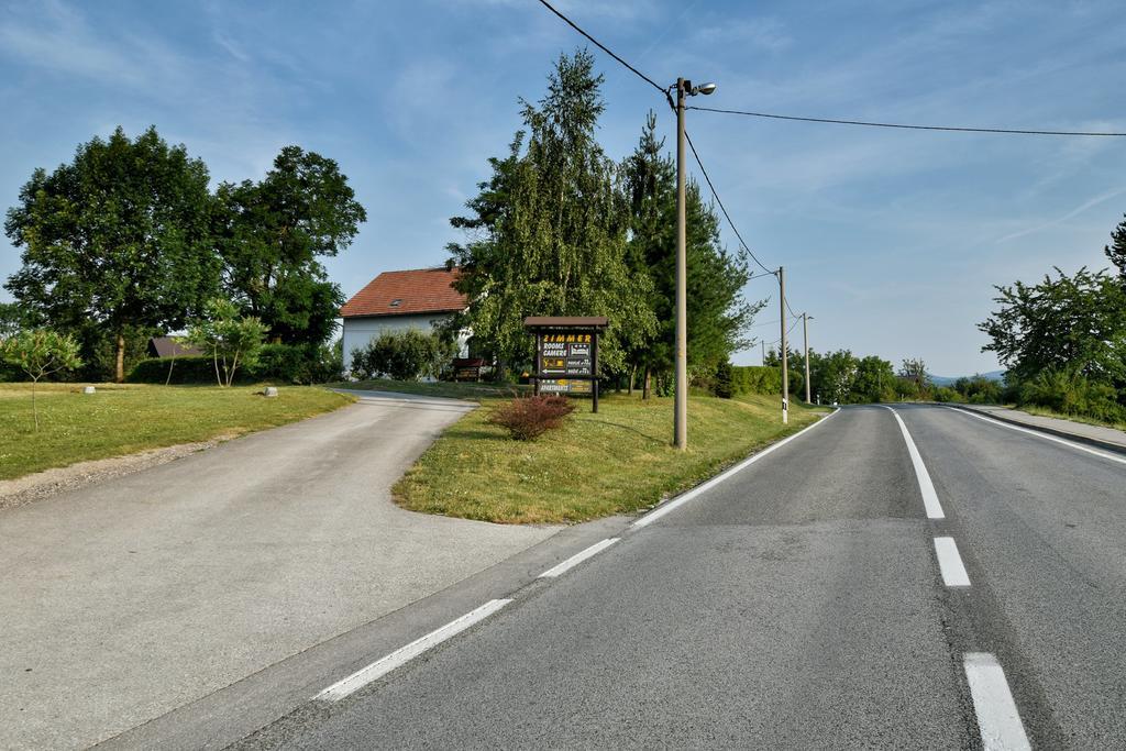 Apartments Bozic Grabovac  Exterior photo