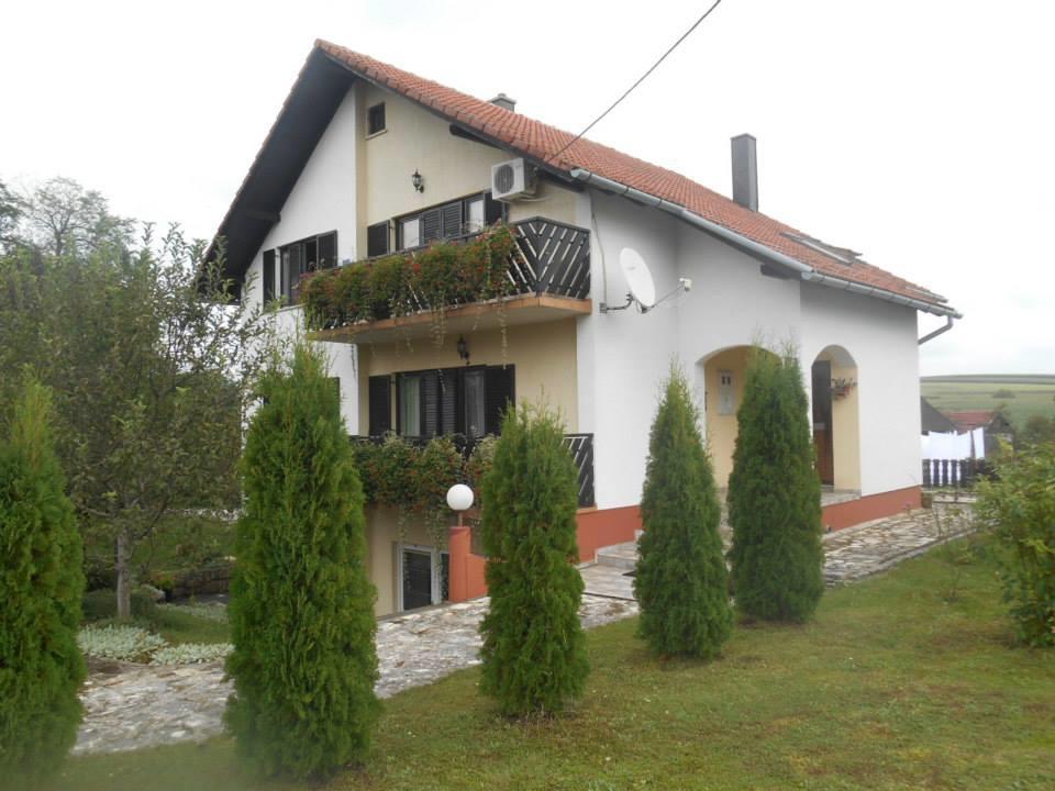 Apartments Bozic Grabovac  Exterior photo